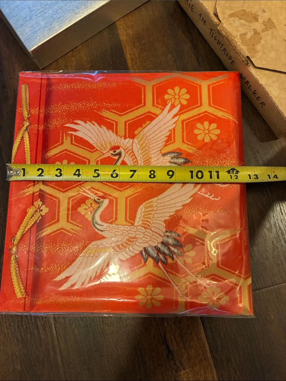 NEW VINTAGE Embroidered Crane Satin Photo Album - Red & Gold
